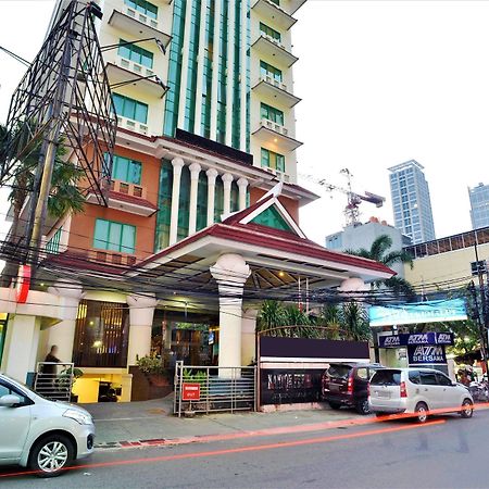 Zen Premium Near Grand Indonesia Mall Jacarta Exterior foto