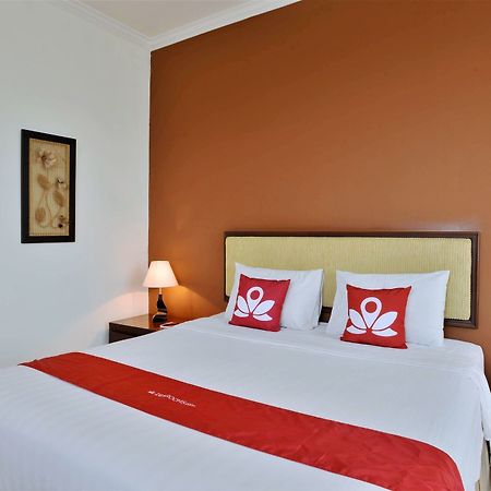 Zen Premium Near Grand Indonesia Mall Jacarta Exterior foto