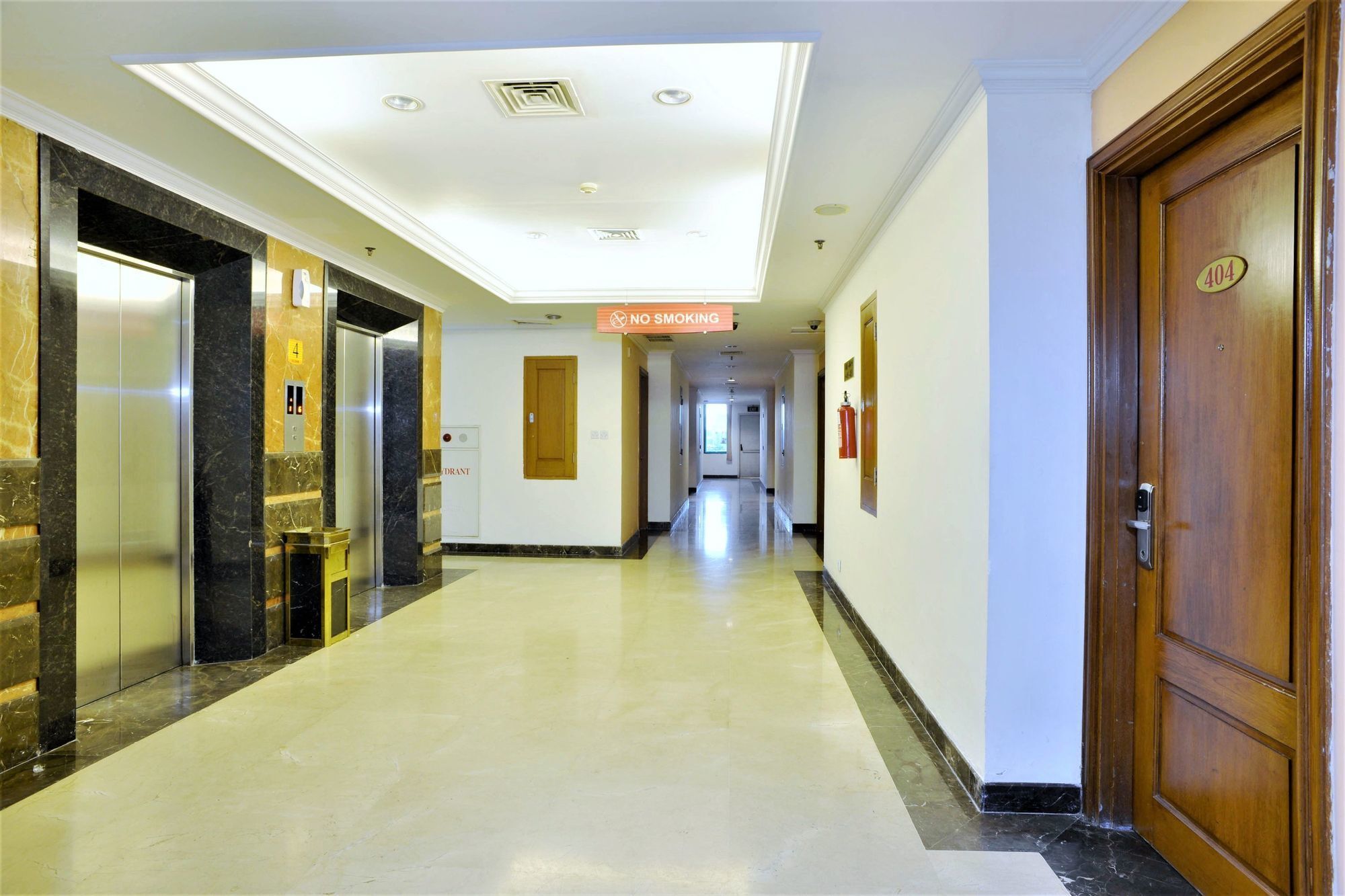 Zen Premium Near Grand Indonesia Mall Jacarta Exterior foto